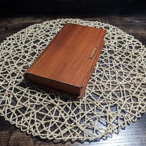 Keepsake Box | Money Box | Trinket Box | Gift for Men | Memory Box | Gift Box | Light color