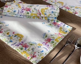 Set of 4 Wildflower and butterfly placemat, Spring Field plants and floral botanical pattern, decorative cotton placemats, mothers day gift