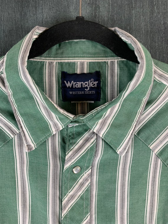 Wrangler Western wear pearl Snap - image 2