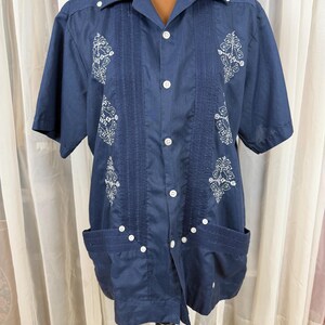 Guaya tech Guayasera s Exportcion Blue Short Sleeve Button Up