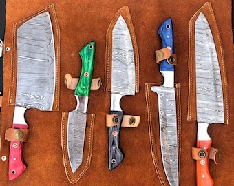 Juego de cuchillos de chef de acero de Damasco hechos a mano, cuchillos de cocina con mango de palisandro de color, juego culinario rústico con funda de cuero, regalo perfecto para él/chef.