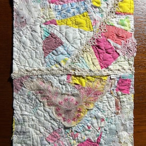Scrap Quilt Snippet Piece, Textile Art, Junk Journal Embellishment, Fabric Collage,Journal Scrapbooking, Quilt & Lace Pieces Snippet Square