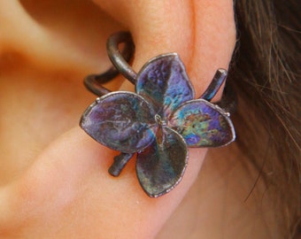 Flower Cuff in silver with small Hydrangea flower, Floral Earcuff, Purple color flower cuff