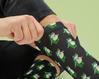 Protest Frog Pattern Crew Socks | Green Inflatable Portland Resistance Frog