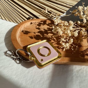 Instagram Smart NFC keychain for social media, NFC Small Business Keychain, Tap and Follow Keychain, Cash App Instagram TikTok Tap Keychain