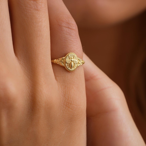 Gold Filled Bee ring, HoneyBee Pinky Signet ring, Sterling Silver Gift for Women,