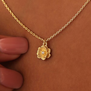 birth flower necklace