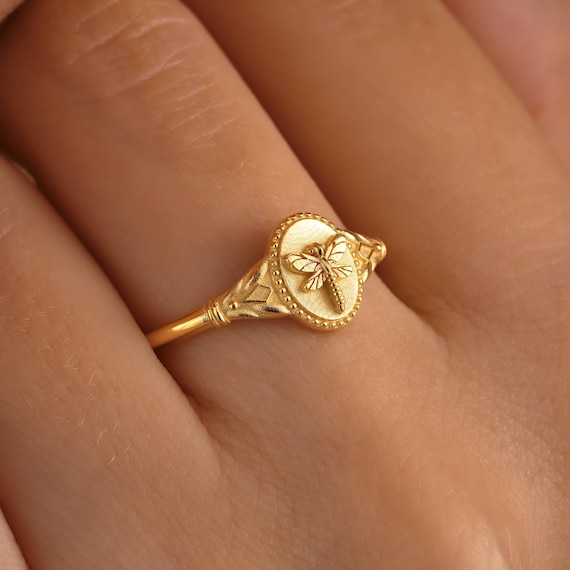 Dragonfly Ring Gold, Dainty Pinky Ring for Women, Vintage Insect Jewelry Gift