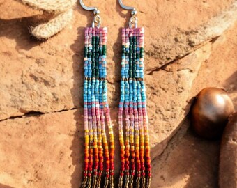 Ręcznie robione koralikowe kolczyki w kształcie kaktusa: Southwest Gradient Delica Beads