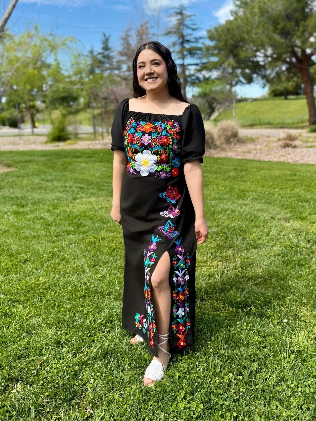 Vestido mexicano con abertura, vestido mexicano floral para mujer