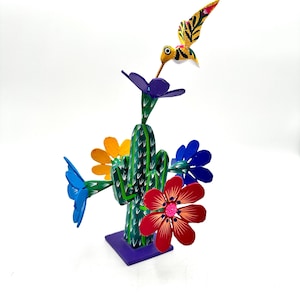 Cactus Alebrije Wood Carved Sculpture Cactus Statue with Hummingbird and Flowers Prickly Pear Cactus Sculpture Mexican Artisanal Home Decor