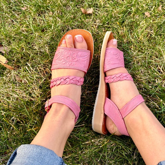 Mexican Sandals Pink Leather Sandals Women's Summer Sandals Mexican Artisanal Sandals Engraved Sandals Handmade Sandals Pink Huaraches
