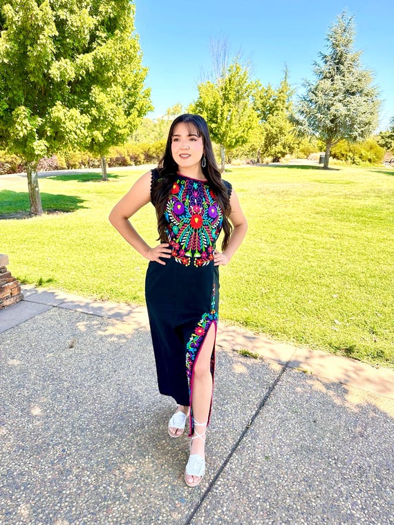 Long Dress With Slit Women's Mexican Floral Dress Embroidered
