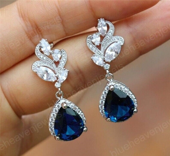 Share more than 222 sapphire drop earrings gold