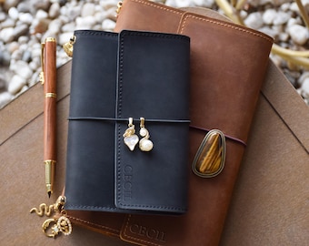 Personalized Leather Trifold Journal Cover - A5 A6 Refillable Traveler's Notebook with Charms