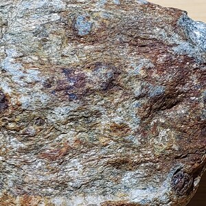 Mica Schist/Gneiss forming garnet