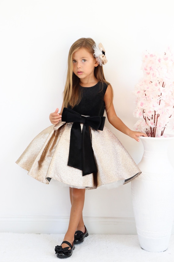 slim fit dress slacks Vampy Velvet Bow Gown S – OMNIA