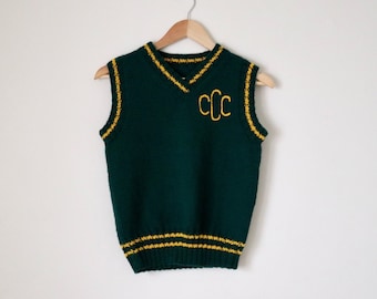 Vintage Green and Gold Sweater Vest / Vintage Sport Inspired Knitwear / Cropped / Vintage Style Sportswear