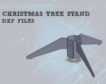 Puede incluir: Un soporte de árbol de Navidad de metal con tres patas y una base cuadrada. El soporte está diseñado para mantener un árbol de Navidad en posición vertical.