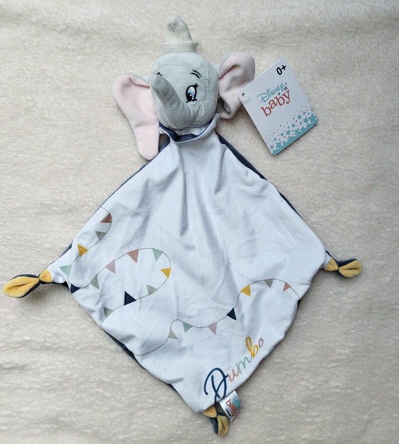 Personalized comforter dumbo