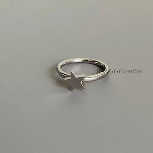 Piercing labial minimalista em forma de estrela, piercing labial em forma de estrela, piercing labial doce, piercing estilo punk, piercing de cartilagem, piercing de tragus, pingentes de aço de titânio