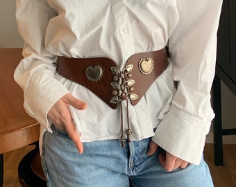 Vintage wide leather belt in brown, size 80