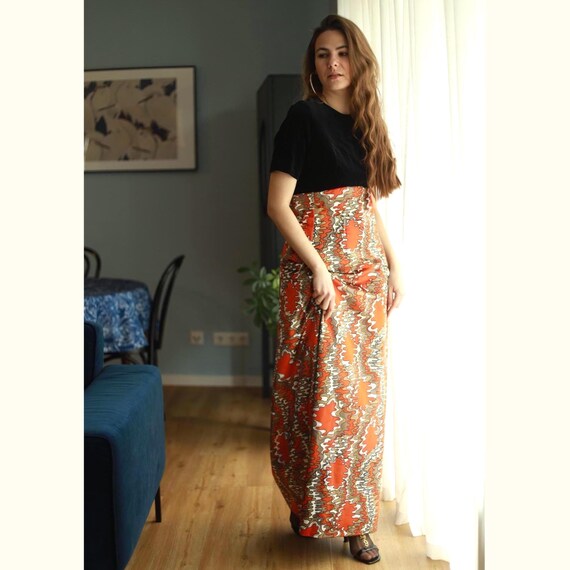 70er Jahre Vintage Maxikleid mit Samt & psychedelischem Feincord-Rock | Boho-Retro Unikat, Größe M