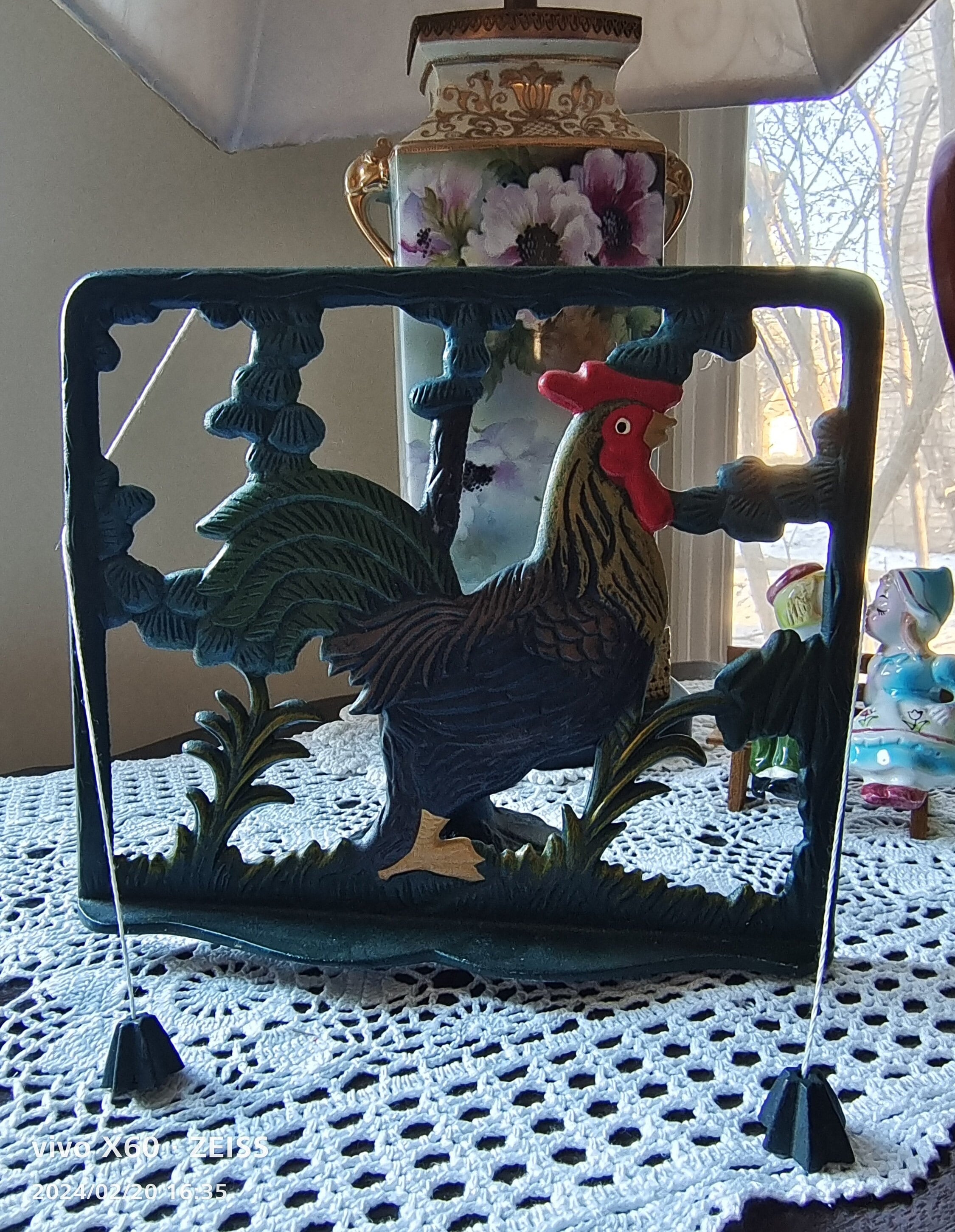 Cast Iron Country Rooster Book Holder Cookbook Stand Rustic Kitchen Decor Rack Cast Iron Country Rooster Book Holder Cookbook Stand Rustic Kitchen Decor Rack