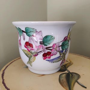 Vintage Hummingbird Trumpet Vine Planter Porcelain Floral Handpainted Flower Pot