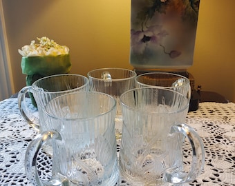 Vintage - Arcoroc Francia - Canterbury - Vidrio transparente - Flores de azafrán en relieve - Tazas de vidrio