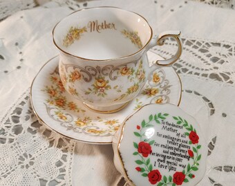Vintage Queens Staffordshire Mutter Teetasse Untertasse, Schmuckschachtel der Mutter, Yellow Roses England, Muttertagsgeschenk, bestes Muttertagsgeschenk