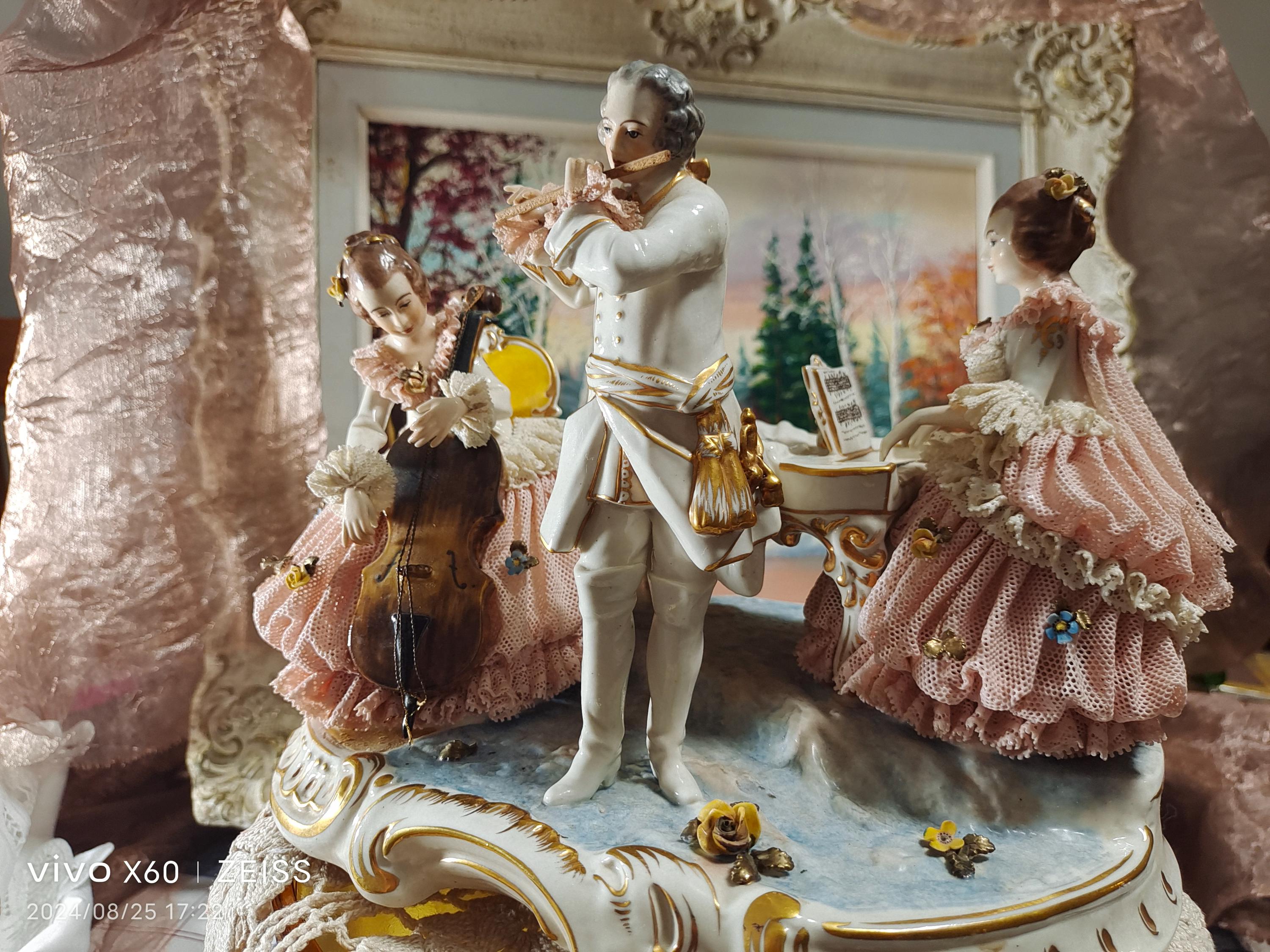 カポディモンテ　置物　画家　アーティスト　絵描き　ポーセリン カポディモンテ 置物 画家 アーティスト 絵描き ポーセリン