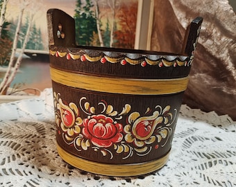Large Vintage Rosemaling Hand-painted Wooden Butter Box / Scandinavian Folk Art Storage