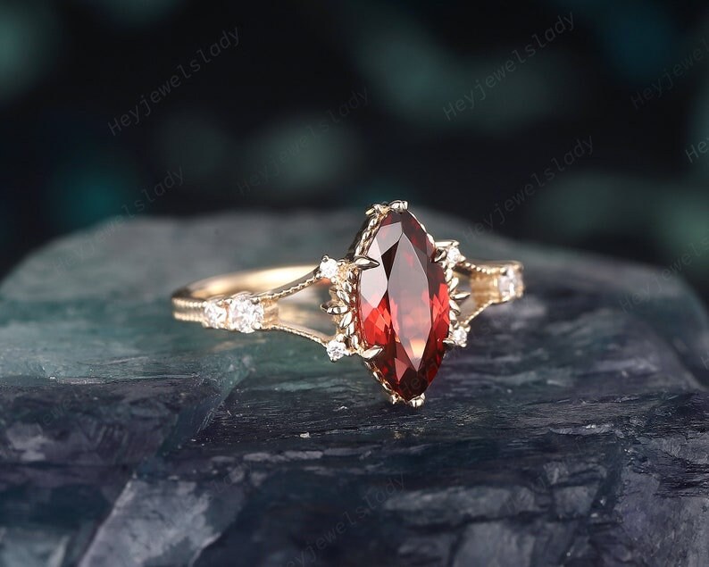 Marquise garnet best sale ring