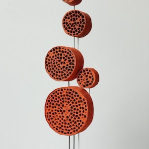 Oranje papieren sculptuur, organische kunst, H. 25 cm (10 inch)