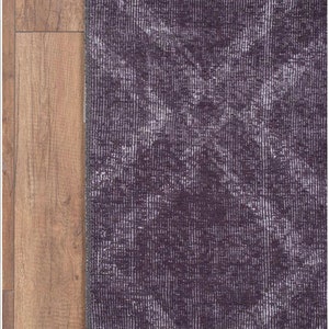With its pile free structure, it does not contain dust and allergens.
