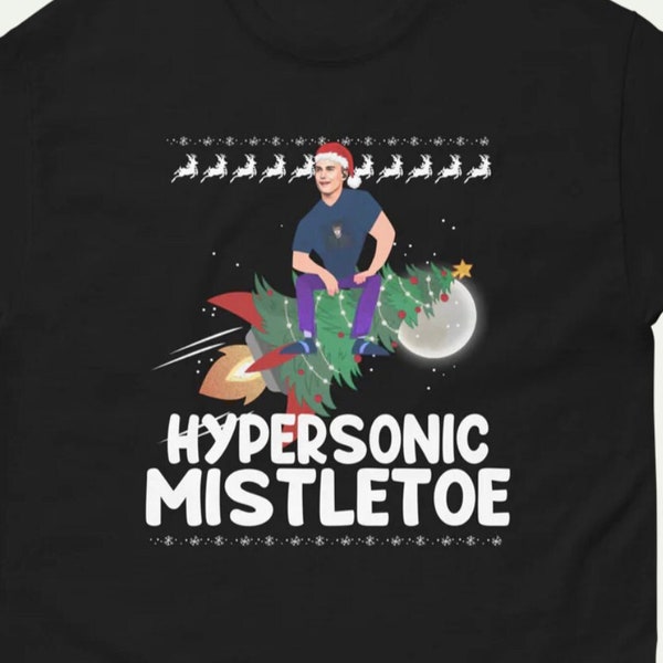 Sam Fender Christmas T-Shirt ‘Hypersonic Mistletoe’ (Newcastle, Music, Minimalist, Gift, Geordie)