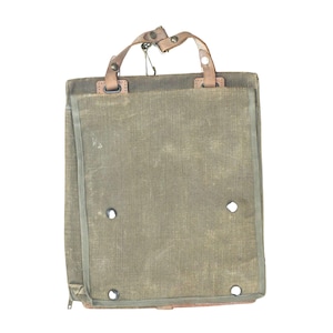 Musette porte carte militaire