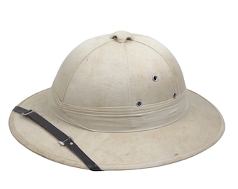 Colonial hat
