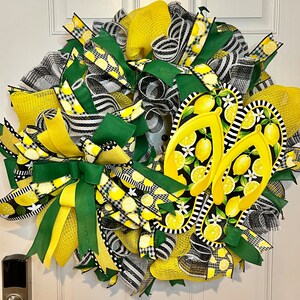 Lemon Wreath, Summer Wreath, Flip flops, Yellow and black.