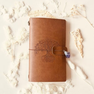 Baum des Lebens Leder nachfüllbar Manifestation Journal Amethyst Kristall Charme Tagebuch Notizbuch | Traumbuch | Gesetz der Anziehungskraft-Planer