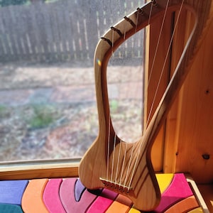 Hand Crafted Pentatonic Waldorf Kinder Lyre For Children and Adults - Steel Strings