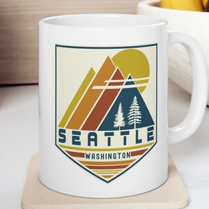 Seattle Mug, Washington Mug, Seattle Souvenir, Seattle Gift, Mountain Mug, Travel Gift Retro Mug Seattle, Retro Ski Mug, Gift Mug