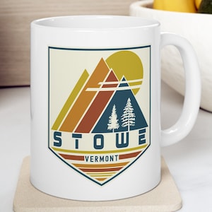 Stowe Mug, Vermont Mug, Stowe Souvenir, Stowe Gift, Mountain Mug, Travel Gift Retro Mug Stowe, Retro Ski Mug, Gift Mug