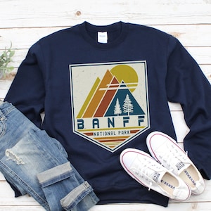 Sweat-shirt Banff, sweat-shirt Canada, souvenir de Banff, cadeau Banff, chemise montagne, cadeau de voyage montagne rétro Banff, chemise parc national