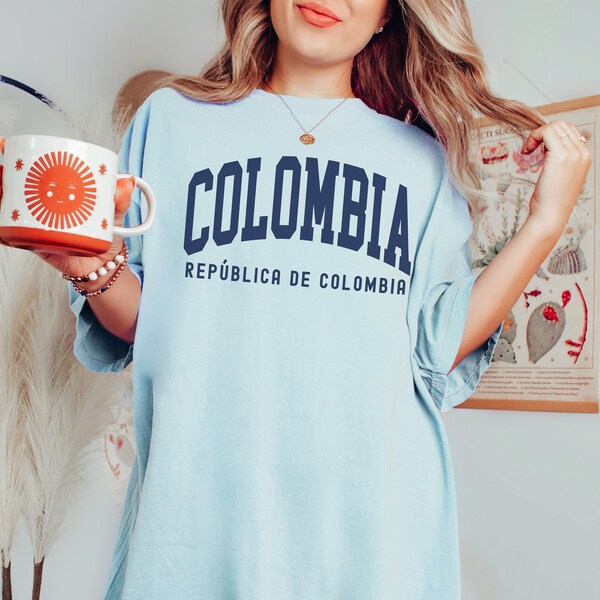 Colombia Shirt, Comfort Colors Colombia Bogota Shirt, Colombia gift Souvenir, Women's Soccer Sports TShirt, Group Shirts Travel Gift