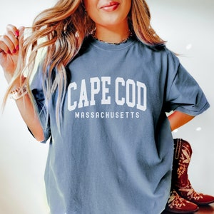 Cape Cod Shirt, Komfortfarben Cape Cod Massachusetts Shirt, Cape Cod Geschenk Souvenir, Damen Sport T-Shirt, Gruppenreise Unisex College T-Shirt