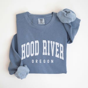 Hood River Sweatshirt Comfort Colors Hood River Crewneck, Oregon Hiking Trip Matching Family Trip, Hood River Souvenir Travel Gift