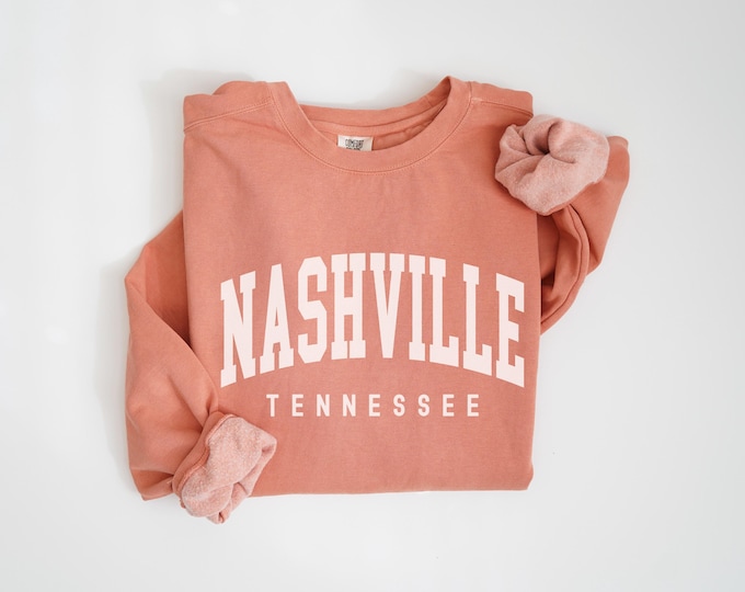 Nashville Sweatshirt Comfort Colors Nashville Crewneck, Tennessee, Bachelorette Trip Matching Gifts Family Trip, Nashville Souvenir Travel