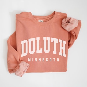Duluth Sweatshirt Comfort Colors Duluth Crewneck, Minnesota Bachelorette Trip Matching Gifts Family Trip, Duluth Souvenir Travel Sweatshirt